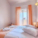 Girasole 펜션 포레치