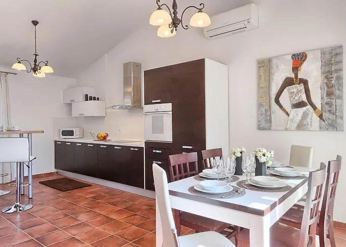 Girasole Vikendica Porec